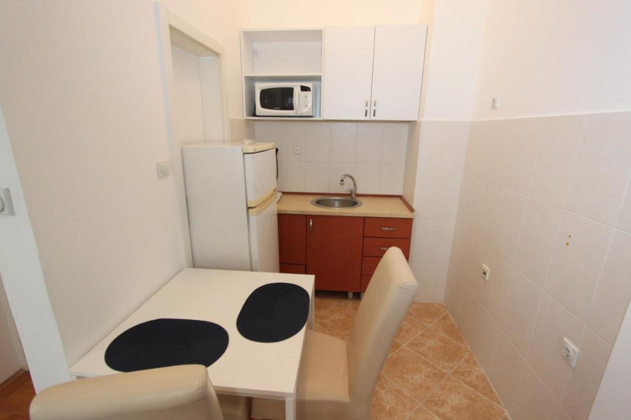 Apartment Bg Arena Belgrado Buitenkant foto